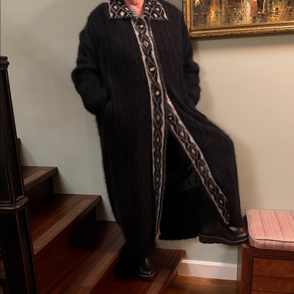 Elegant angora Black Long Sweater Coat size Xl tall
